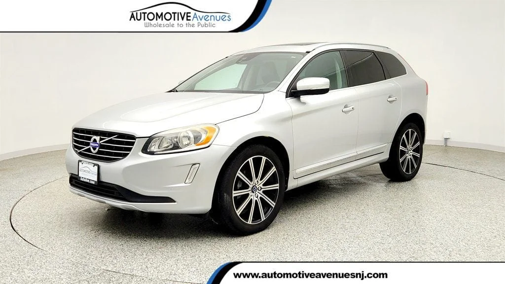 2016 Volvo XC60 T6 Drive-E AWD Auto's photo