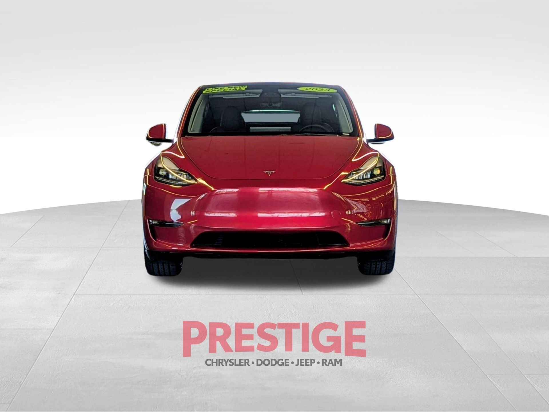 Used 2023 Red Tesla Long Range image 3