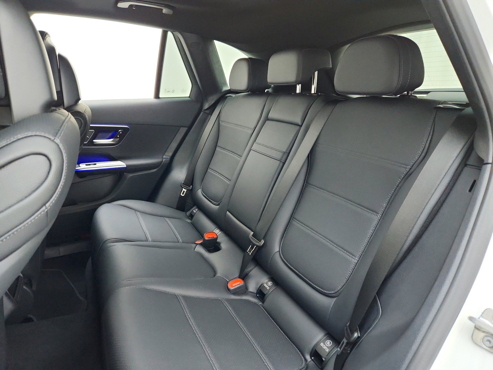 New 2026 Polar White Mercedes-Benz GLC 300 SUV image 18
