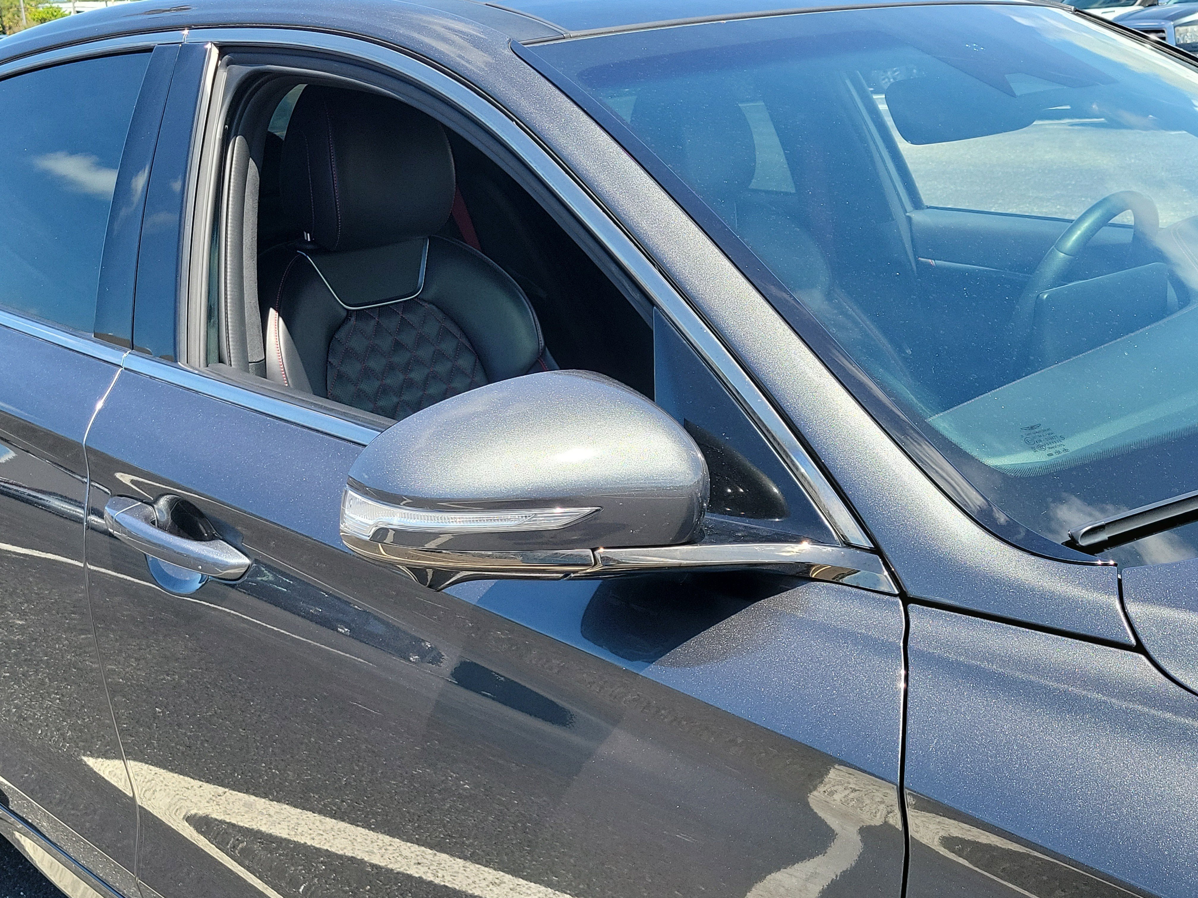 Used 2022 Himalayan Gray Genesis 3.3T image 8