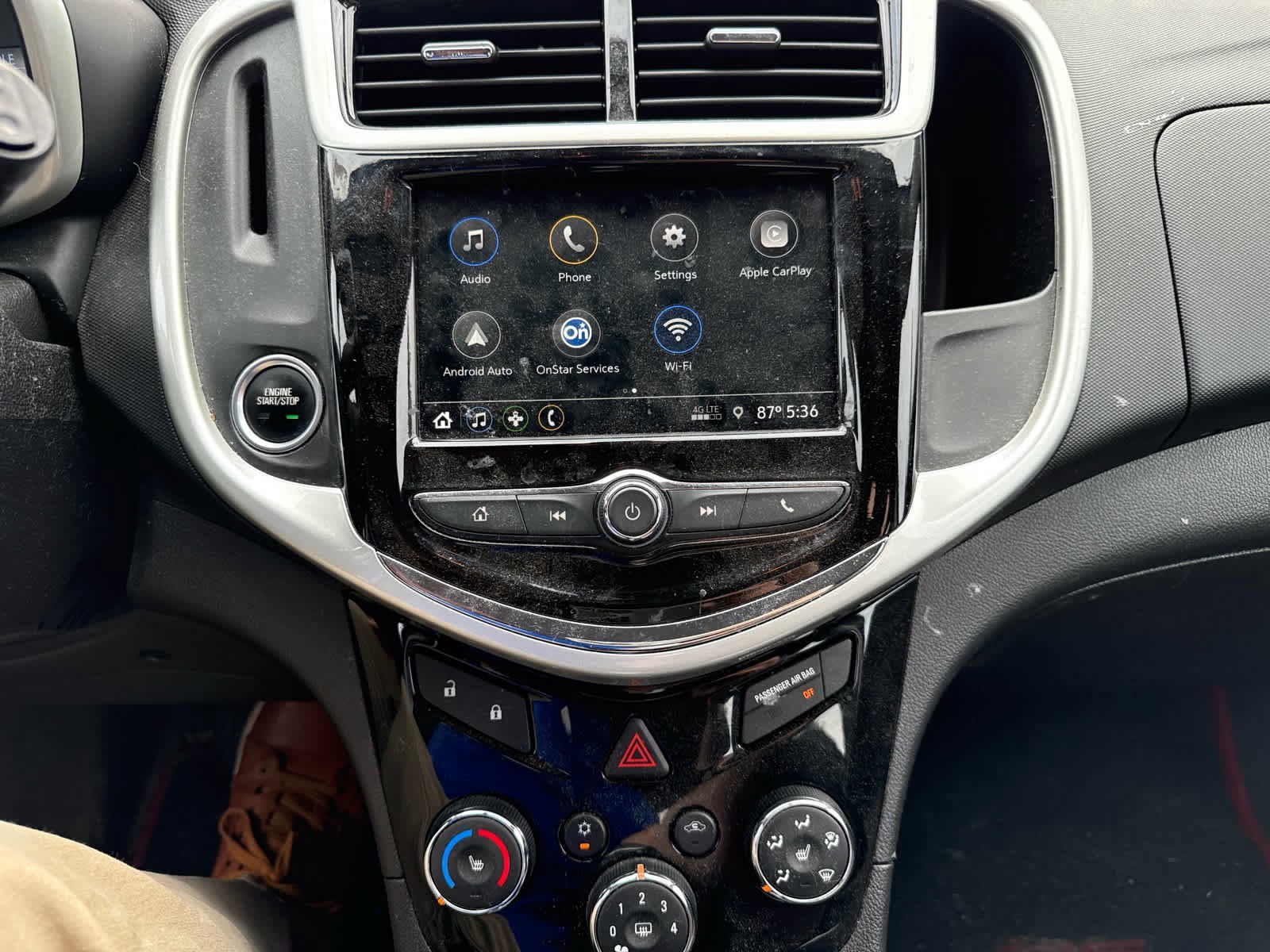 Used 2019 KINETIC BLUE METALLIC Chevrolet LT image 9