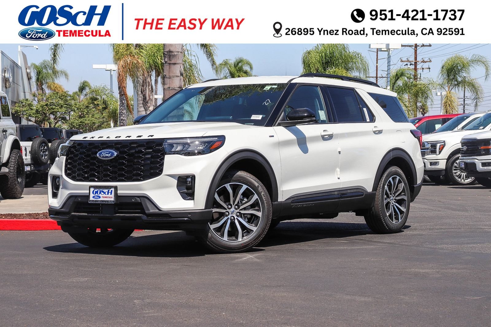 New 2026 Star White Metallic Tri-Coat Ford ST-Line image 1