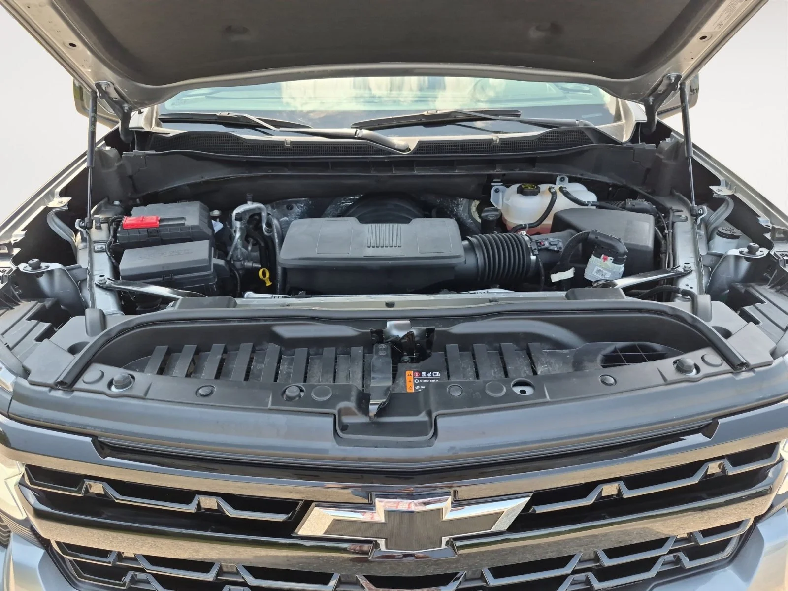 Used 2025 Sterling Gray Metallic Chevrolet LT Trail Boss image 30