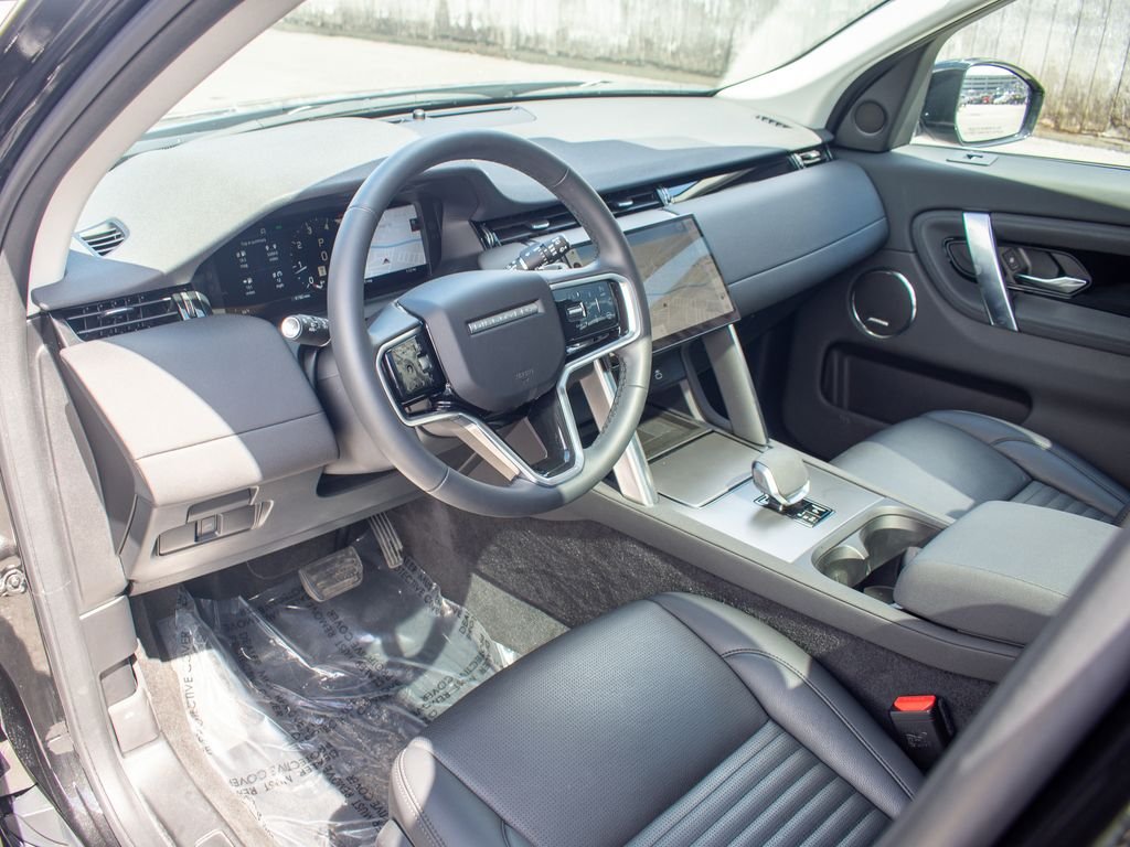 Used 2025 Black Land Rover S image 12