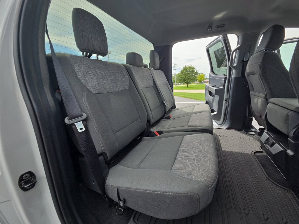 Used 2023 White Ford XLT image 21