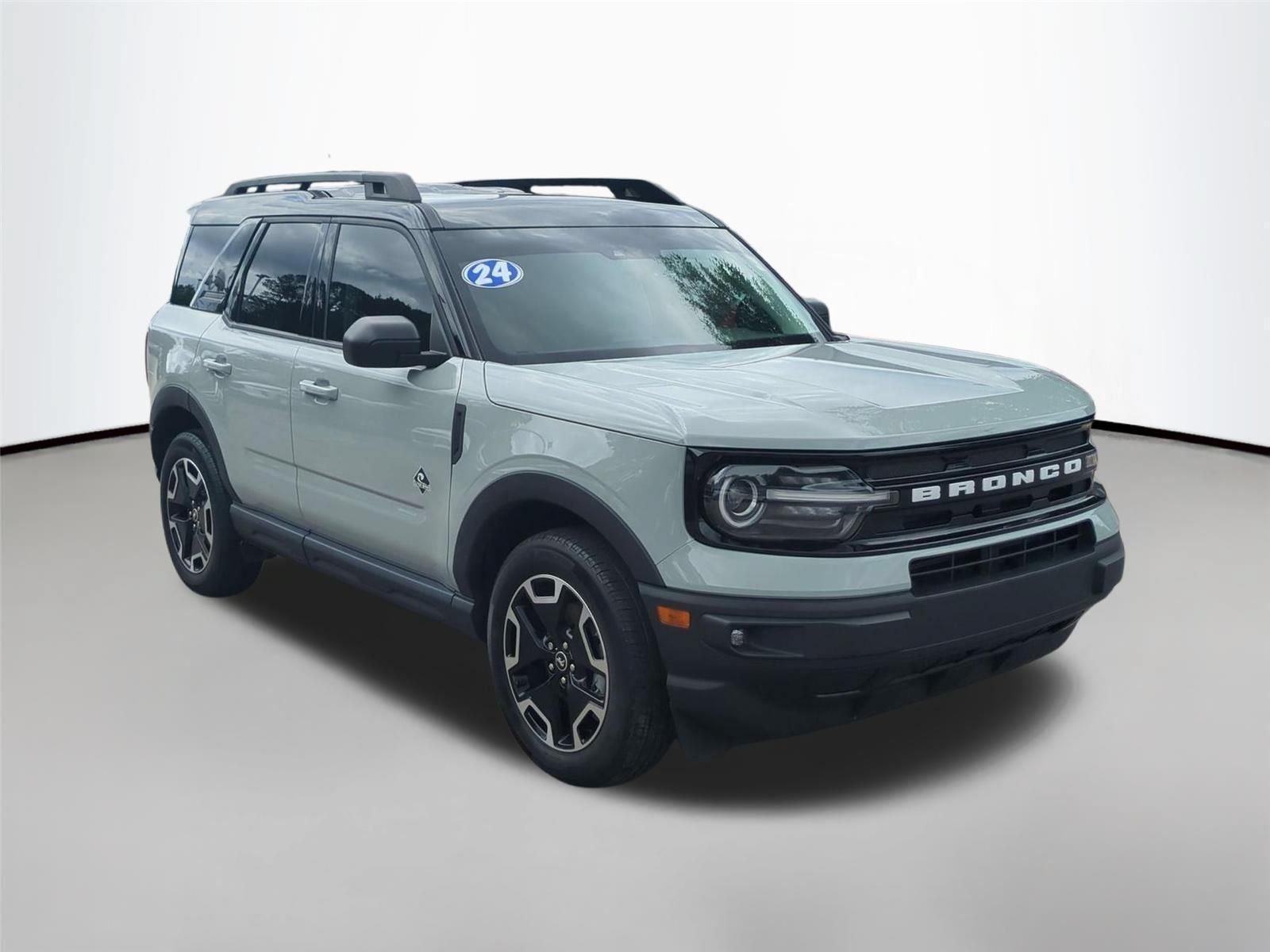 Used 2024 Cactus Gray FORD OUTBANK image 7