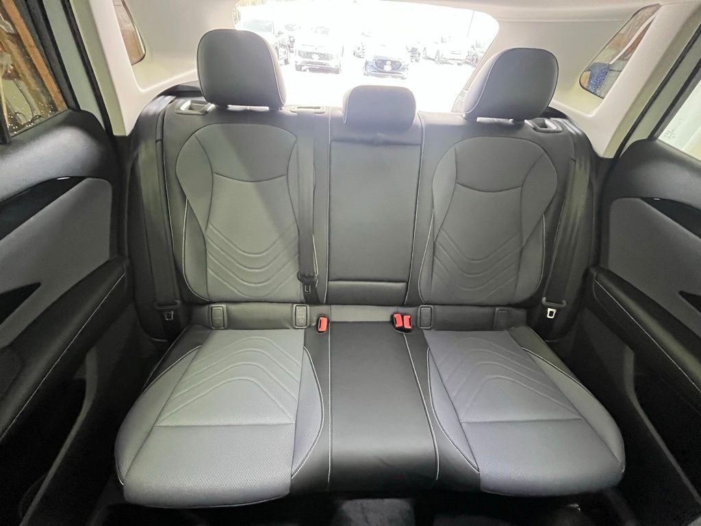 New 2026 White/off-white Volkswagen 2.0T SE image 26