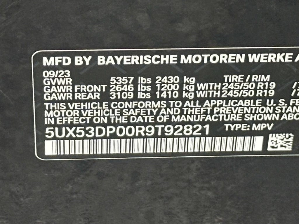 Used 2024 Carbon Black Metallic BMW xDrive30i image 32