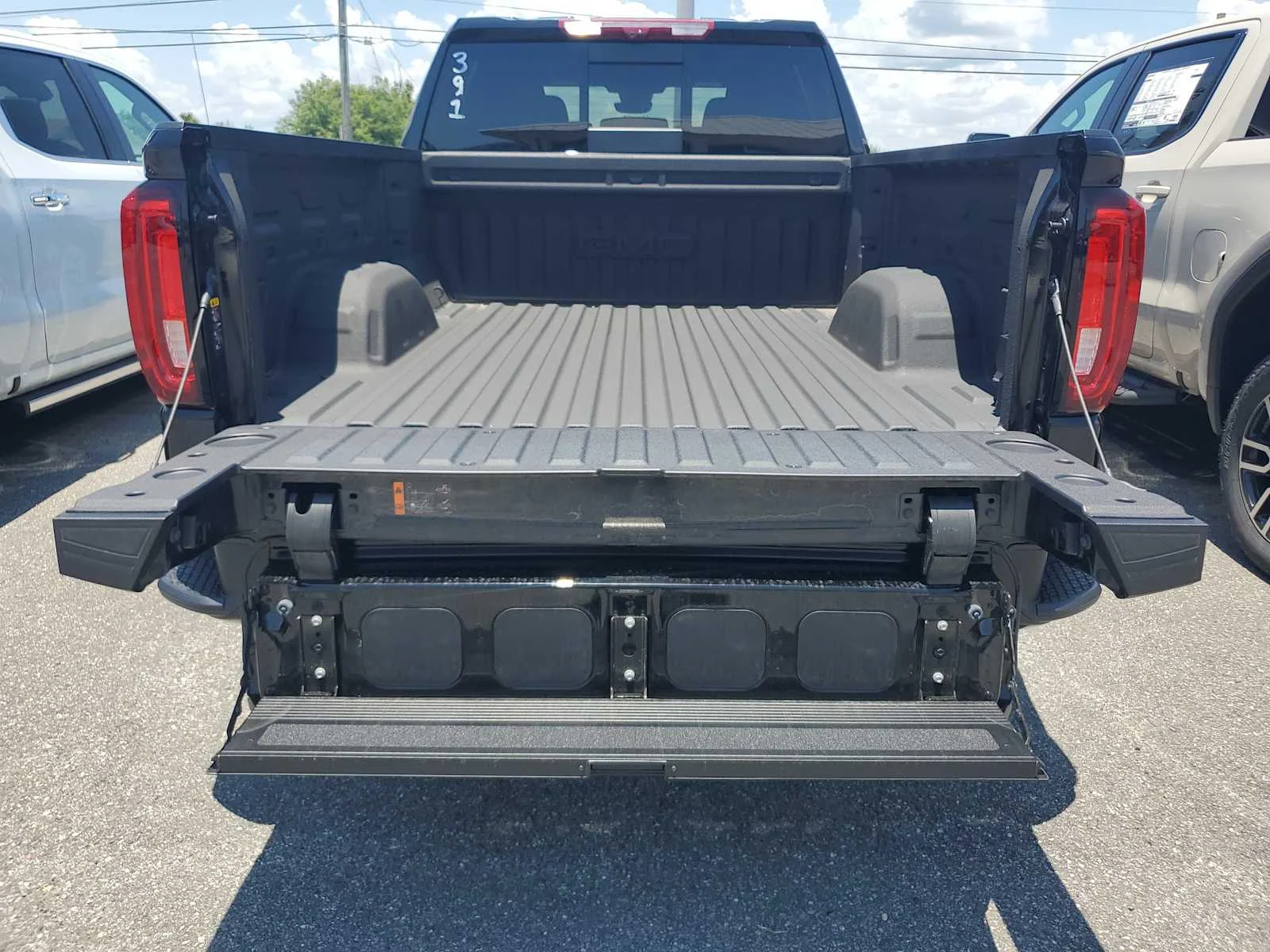 2026 GMC Sierra 1500 Denali - Photo 6