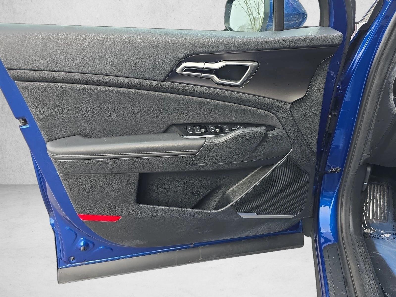 Used 2023 Sapphire Blue Kia EX image 25