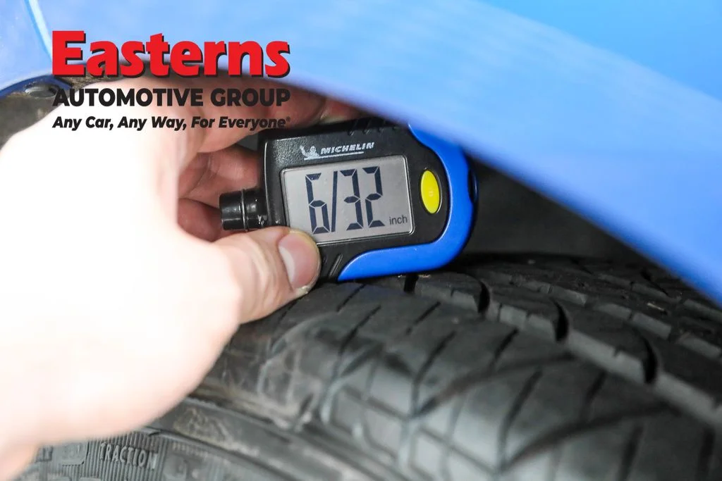 Used 2020 Blue Toyota LE image 27