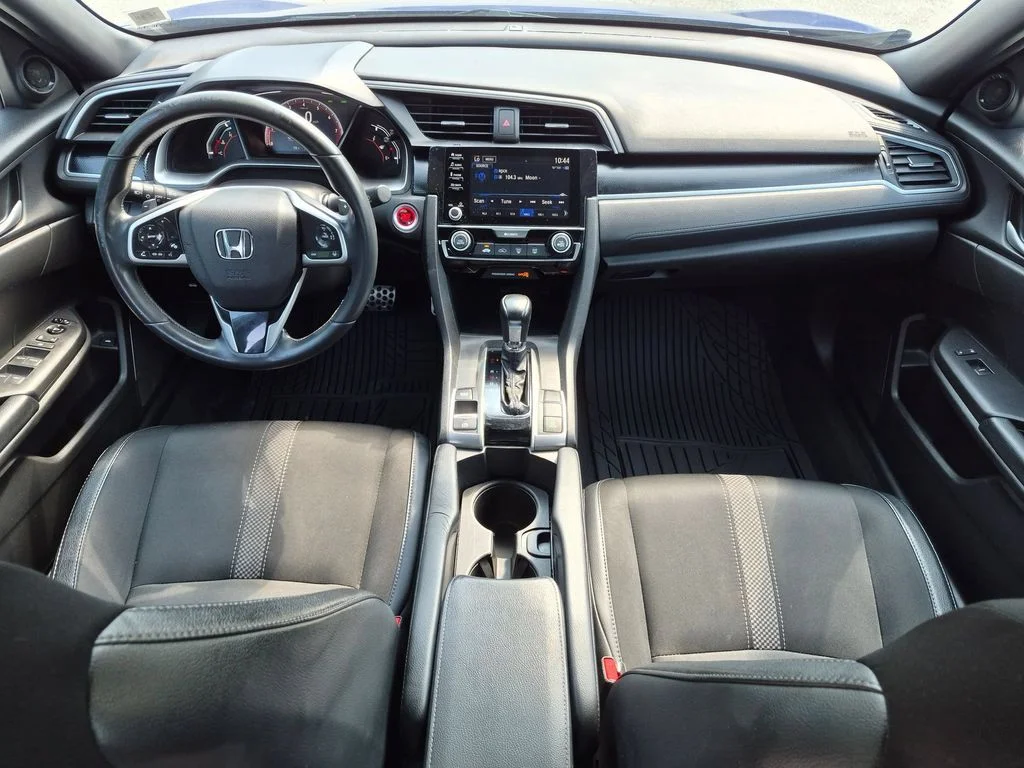 Used 2020  Honda Sport image 20