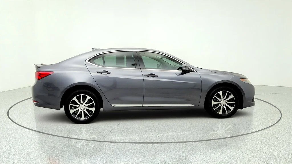 Used 2017 Modern Steel Metallic Acura FWD w/Technology Pkg image 4
