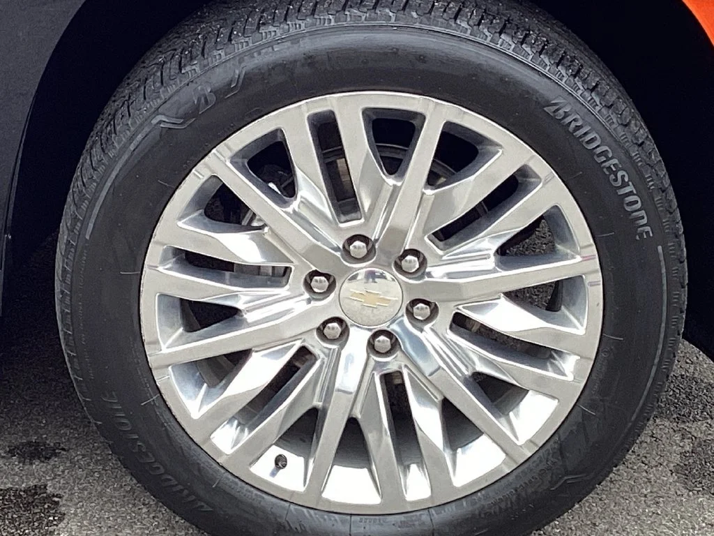 Used 2023 MIDNIGHT BLUE METALLIC Chevrolet LT image 24