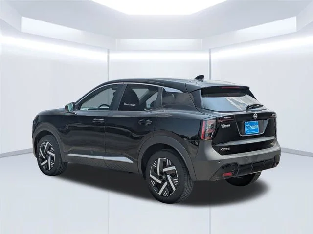 Used 2025 Black Nissan SV image 3