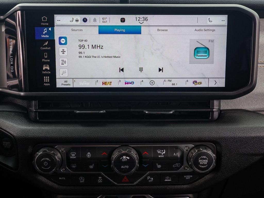 New 2026 Black Clear-Coat Exterior Paint Jeep Sport S image 28