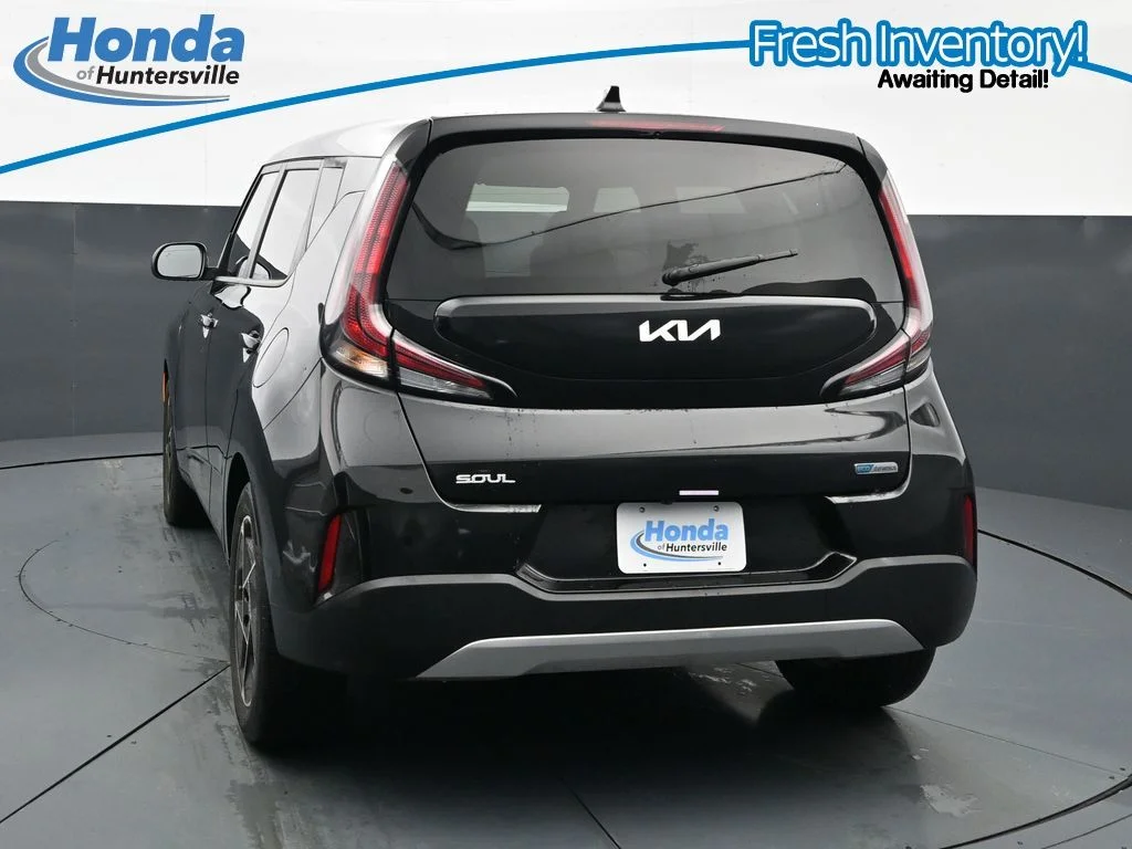 Used 2024 Black Kia EX image 8