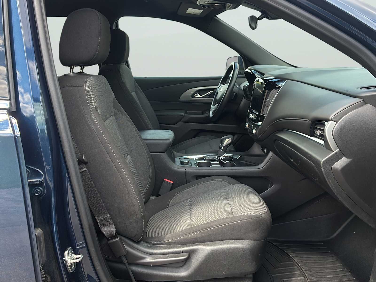 2023 Chevrolet Traverse 1LT - Photo 35