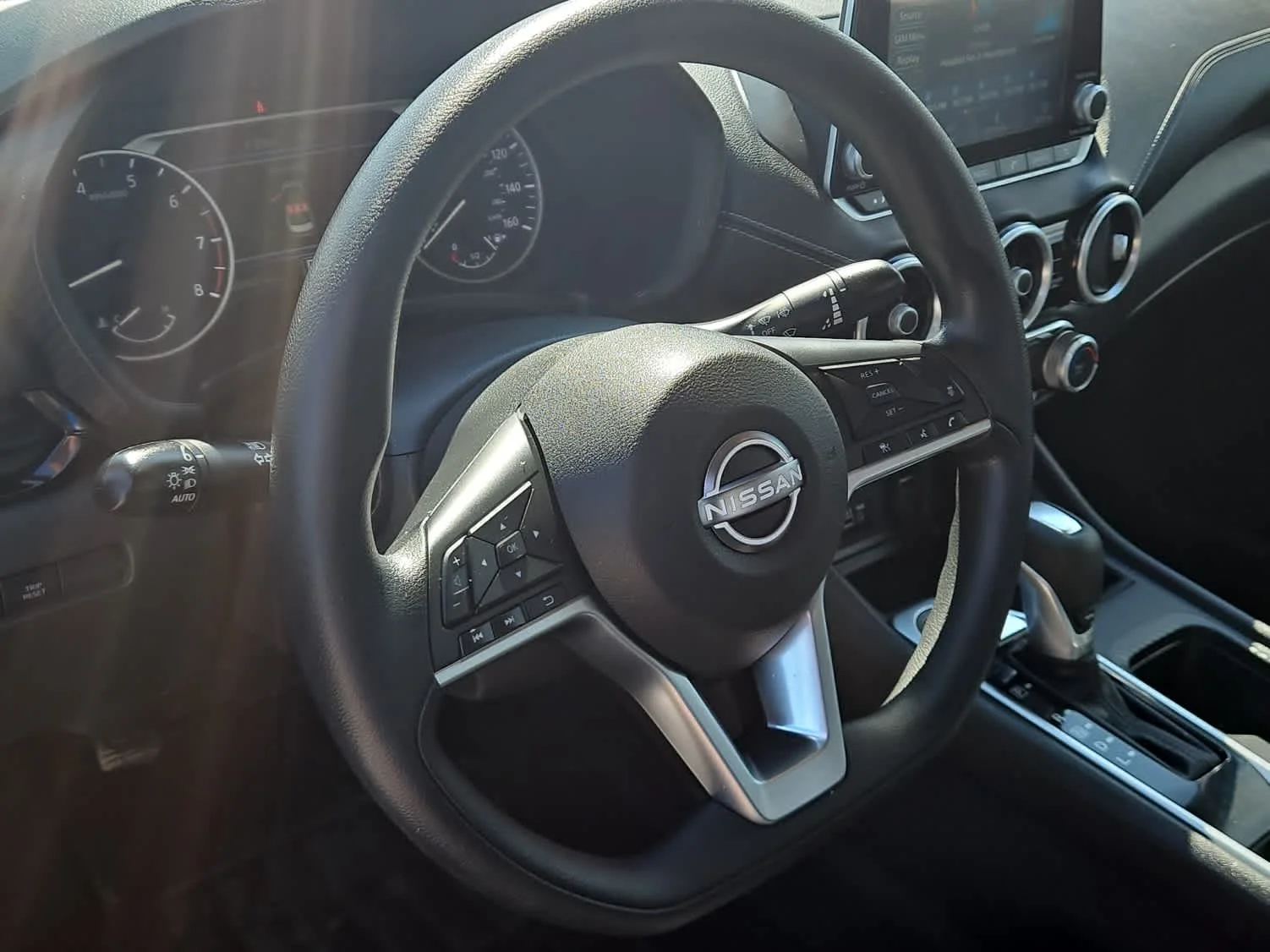 2025 Nissan Sentra SV - Photo 15