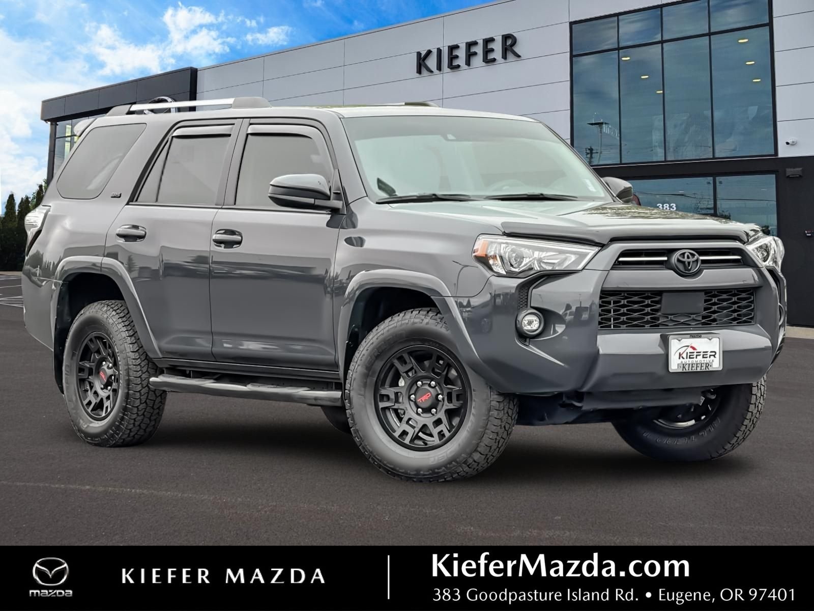 2024 Toyota 4Runner SR5 4WD V6's photo