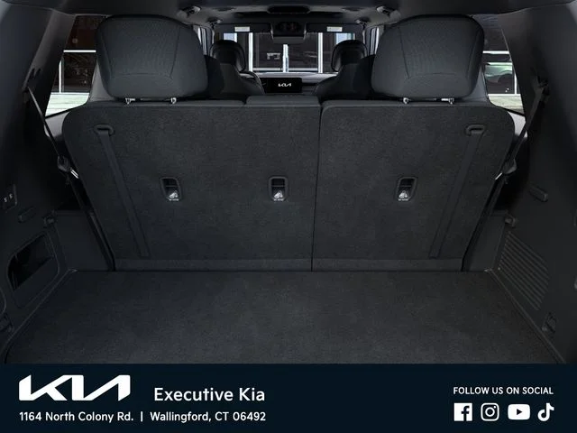 New 2027 White Kia S image 19