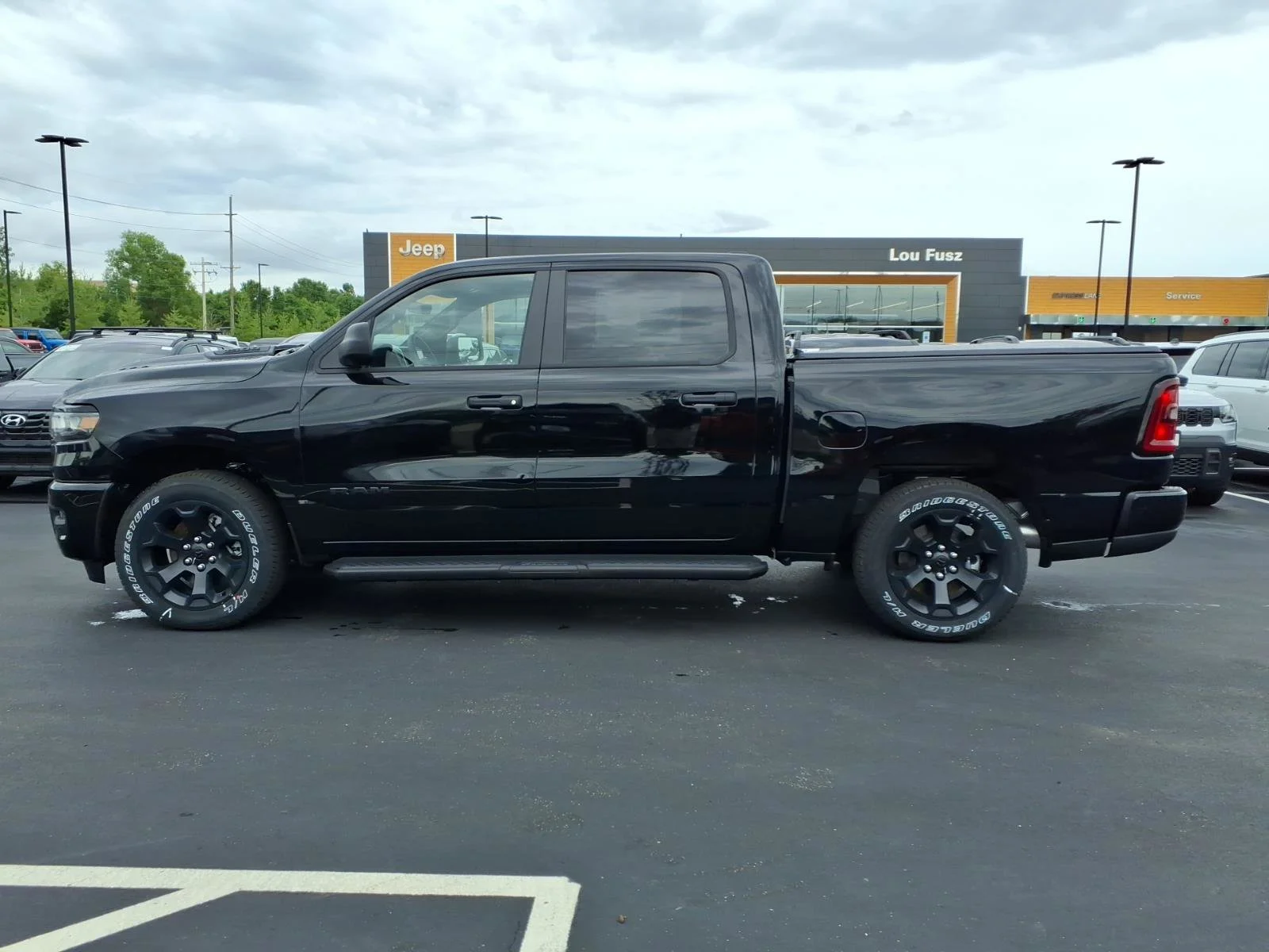 New 2026 Diamond Black Crystal Pearl-Coat Exterior Paint RAM Express image 3
