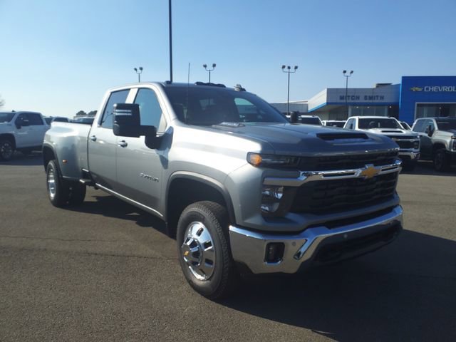 2026 Chevrolet Silverado 3500 HD LT - Photo 8