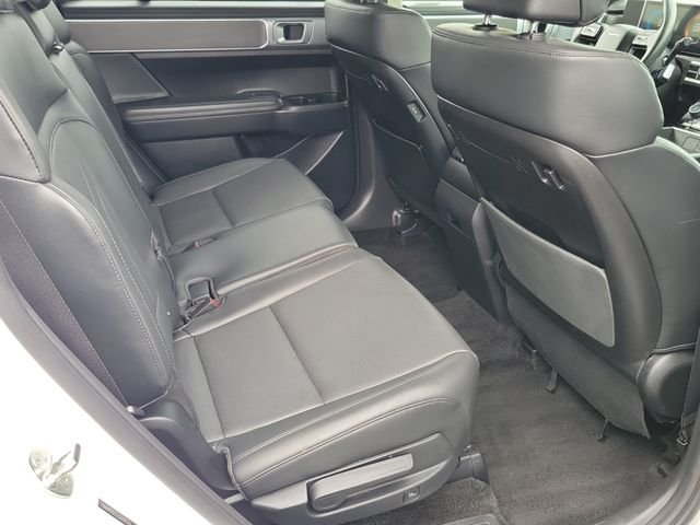 Certified Used 2025 White Hyundai SEL image 17