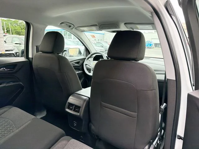 Used 2024 Summit White Chevrolet LT image 25