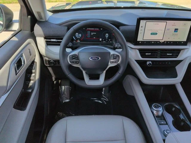 New 2026 Vapor Blue Metallic Ford Active image 16