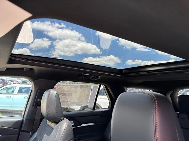 New 2026 White Ford Tremor image 35