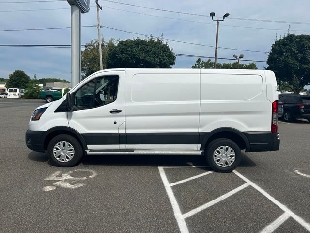Used 2025 White Ford Base image 4