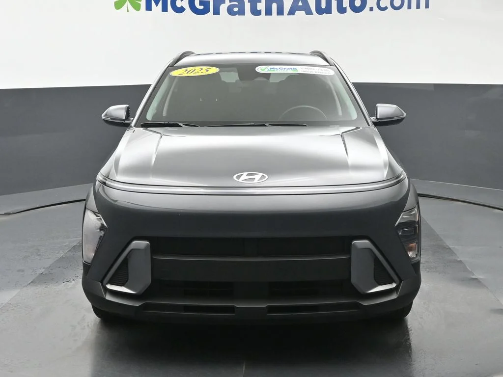 Used 2025 Gray Hyundai SEL image 6