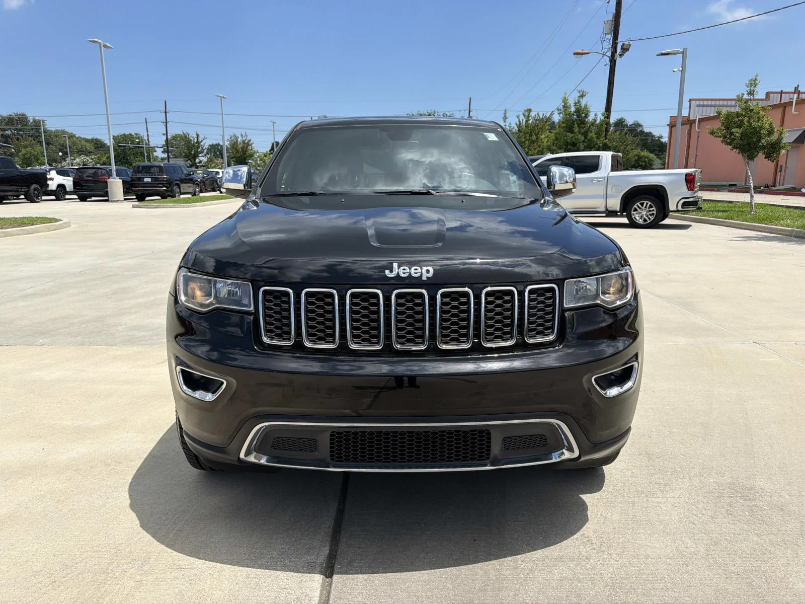 Used 2020 Black Jeep Limited 4x2 image 2