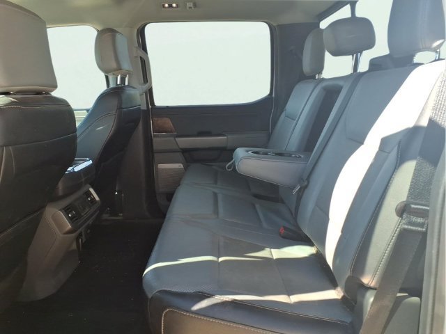 Used 2023  Ford XL image 22