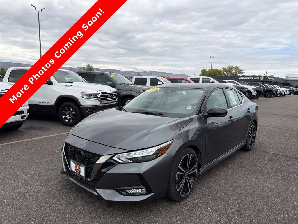 Used 2023 Gray Nissan SR image 3