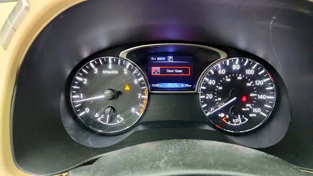 Used 2017 Not Specified Nissan 4x4 Platinum image 16