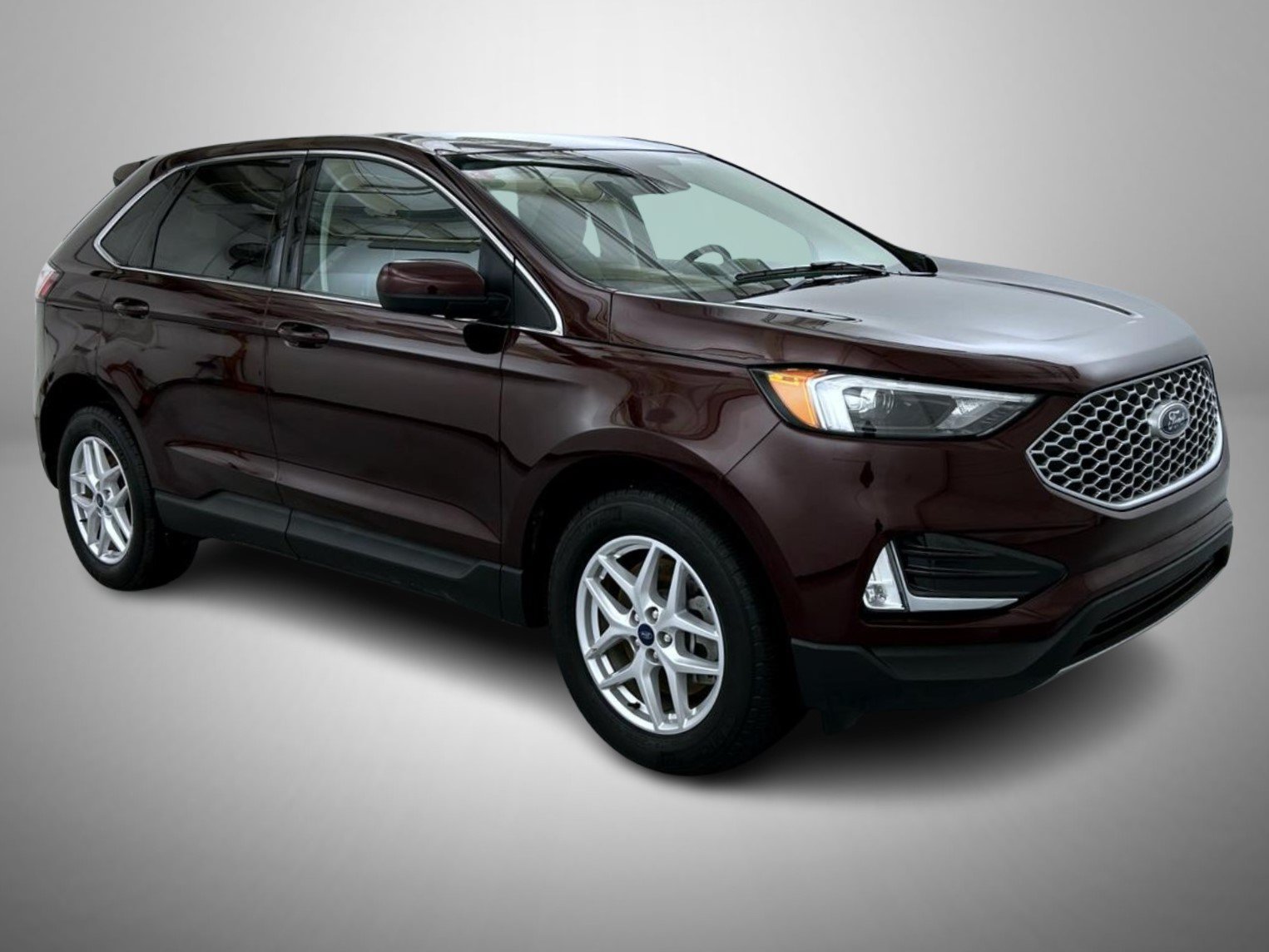 Used 2024 Red Ford SEL image 3