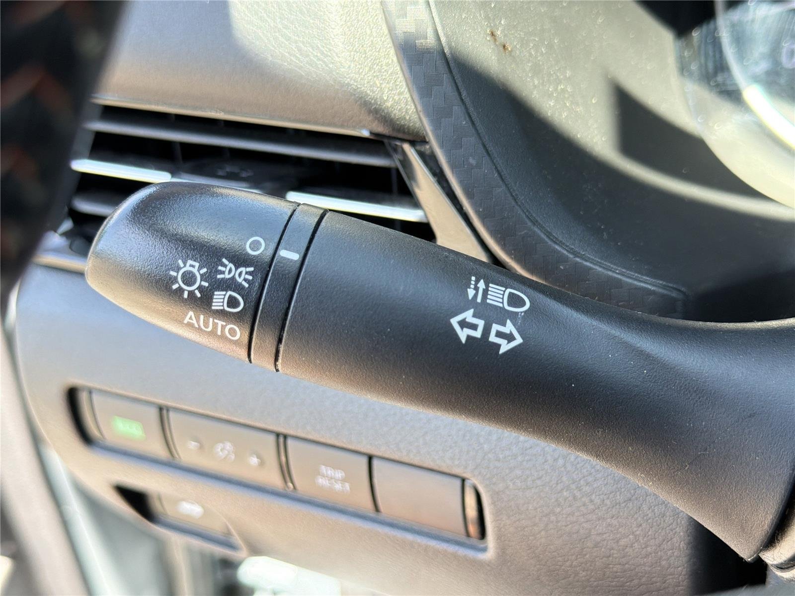 Used 2024 Atlantic Gray Metallic Nissan SR image 15