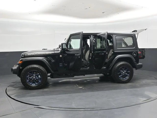 New 2026 Black Clear-Coat Exterior Paint Jeep 85th Anniversary Edition image 51