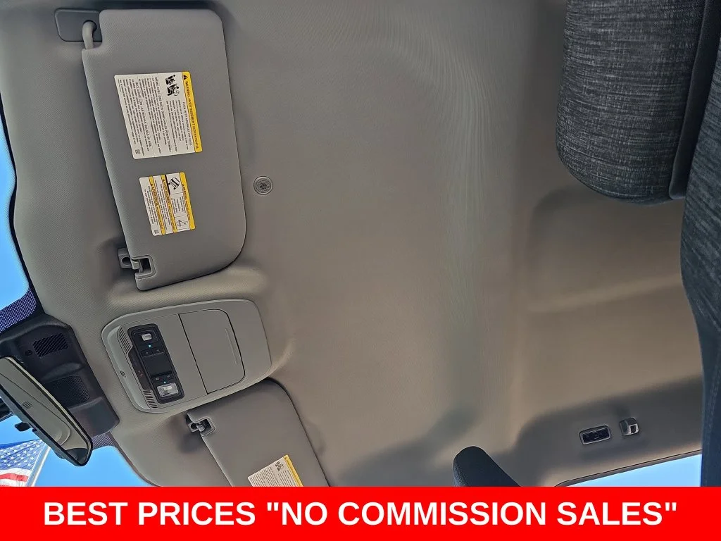 Used 2022 White Ford XLT image 29