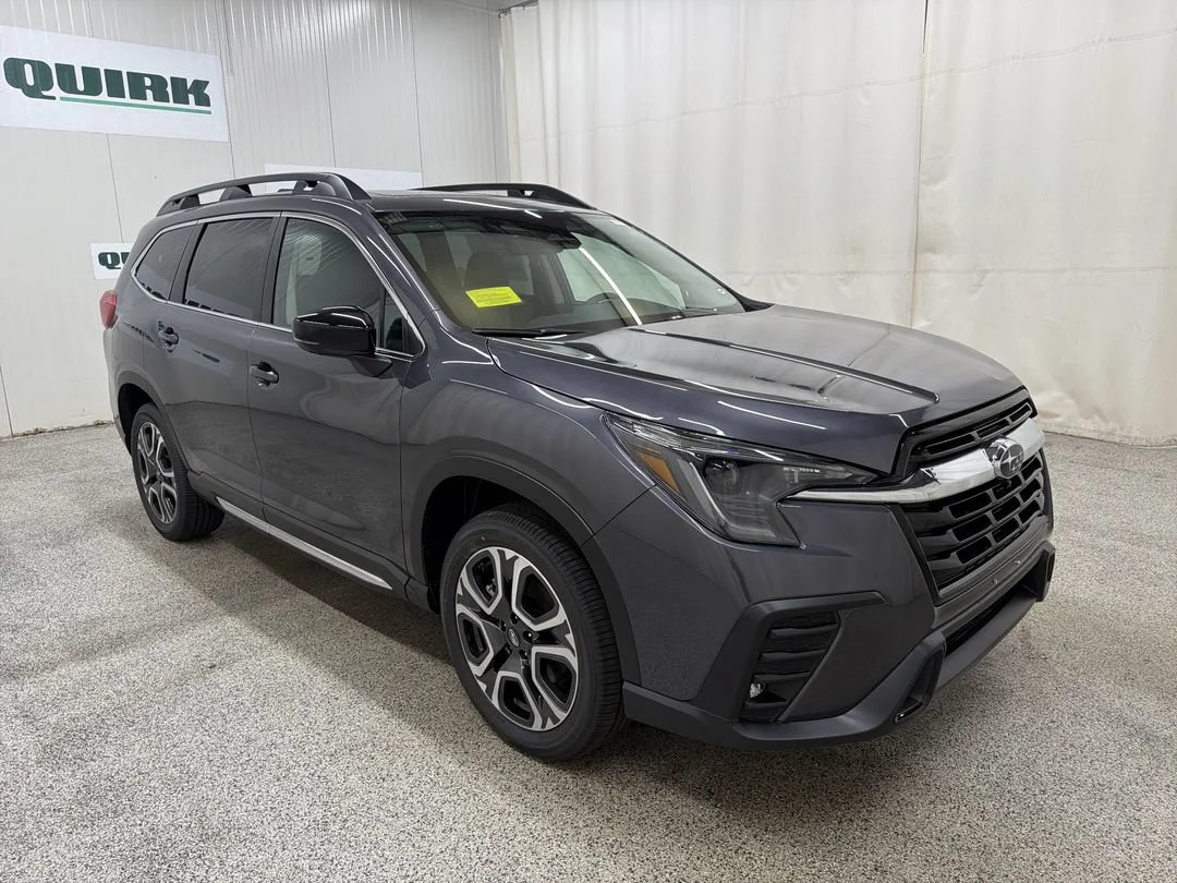 New 2026 Magnetite Gray Metallic Subaru Limited image 3