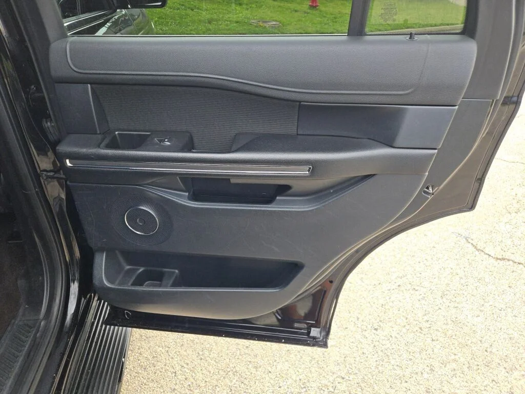 Used 2021 Black Ford XLT image 8