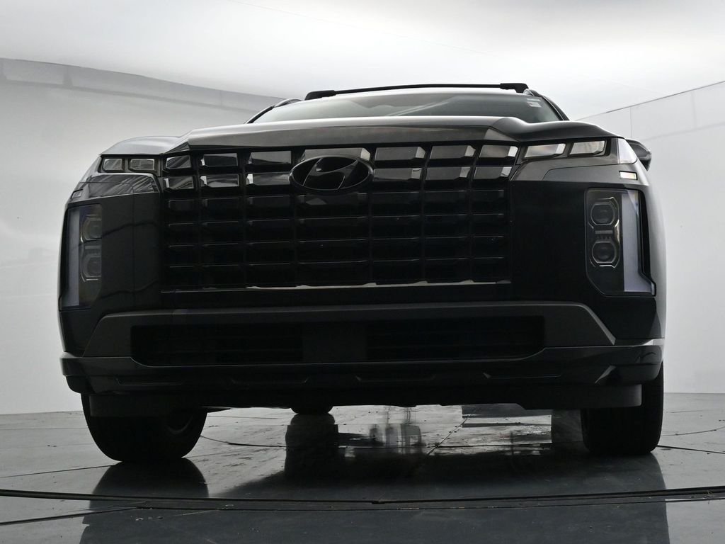 Used 2023 Black Hyundai XRT image 19