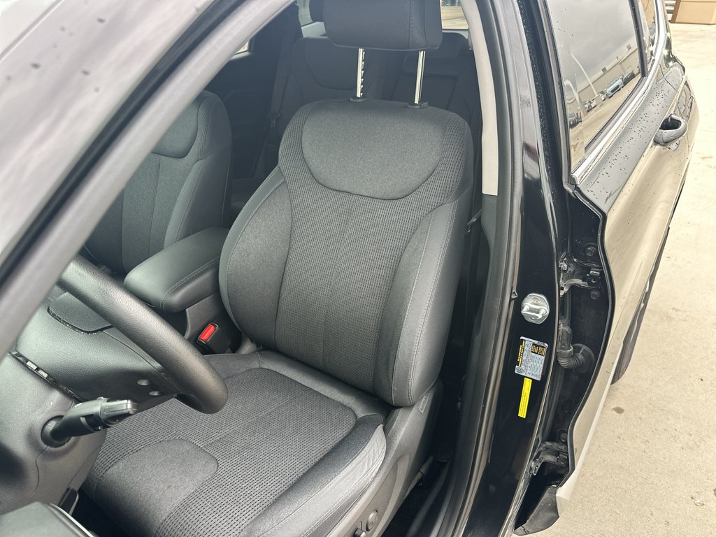 Used 2020 Twilight Black Hyundai SEL image 28