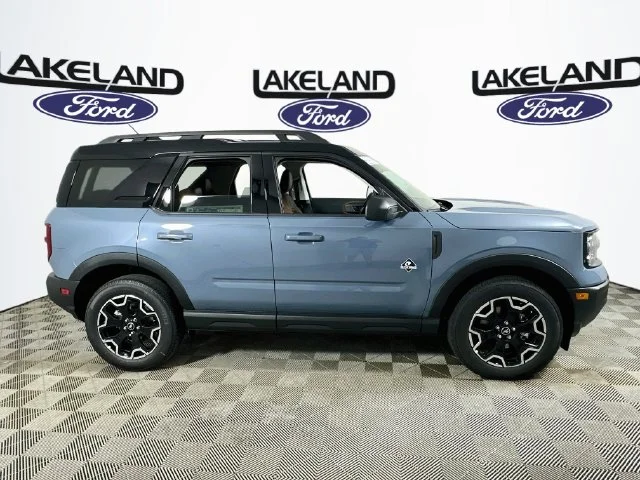 New 2026 Gray Ford Outer Banks image 2