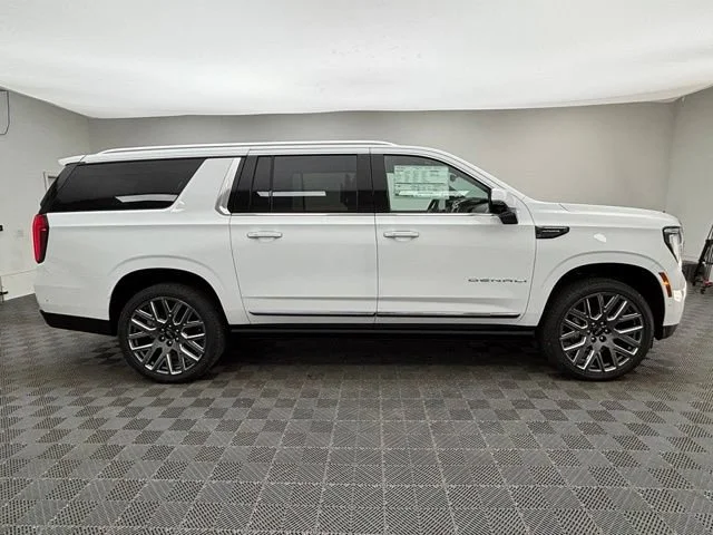 2026 GMC Yukon XL Denali Ultimate - Photo 10