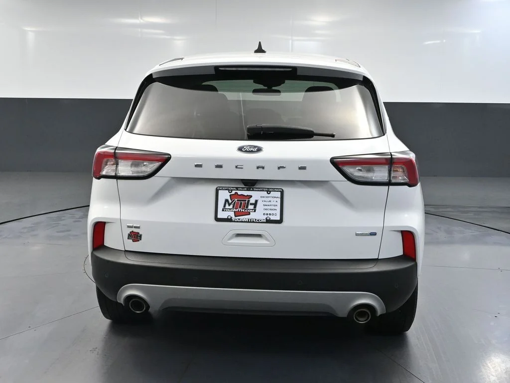 Used 2020 White Ford SE image 6