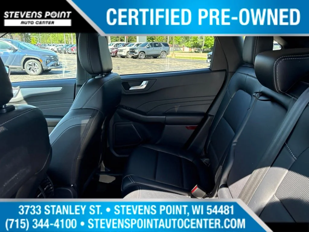 Used 2023 Cinnabar Red Metallic Premium Colorant Ford Platinum image 24