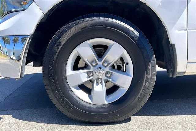 Used 2019 Bright White Clearcoat Ram SLT image 7